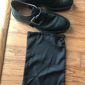 Givenchy mens buckle shoe